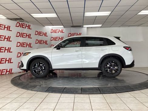 New 2026 Honda HR-V Sport image 4