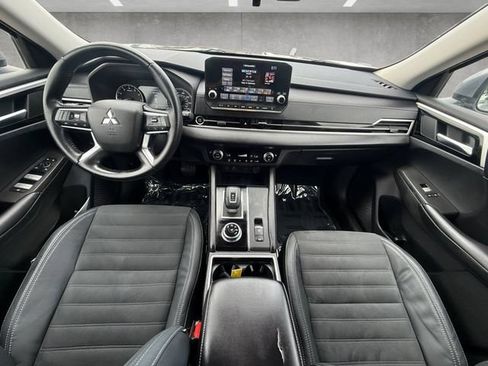 Used 2022 Mitsubishi Outlander SE FWD image 21
