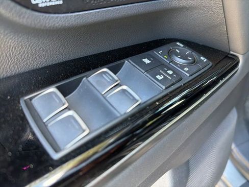 Used 2023 Lexus LX 600 4WD w/ Appearance Package image 11