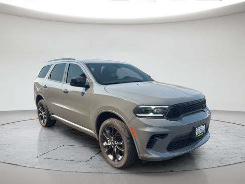 Used 2025 Dodge Durango GT w/ Blacktop Package AWD/4WD image 1