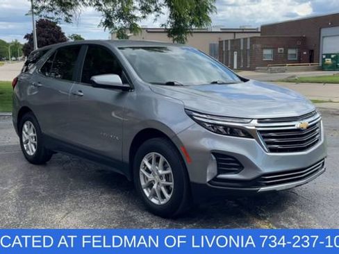 Used 2023 Chevrolet Equinox LT FWD image 2