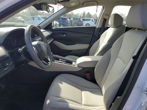 Used 2023 Honda Accord LX image 8