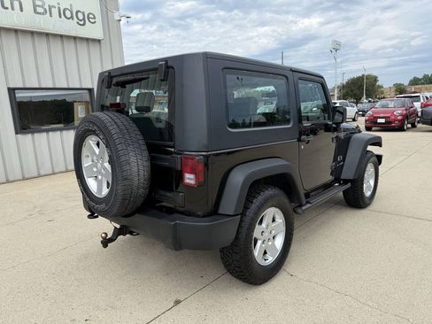 Used 2009 Jeep Wrangler X AWD/4WD image 4