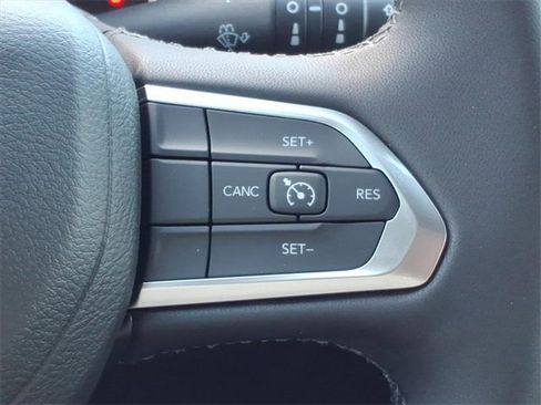 New 2026 Jeep Compass Latitude image 23