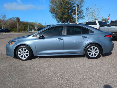 Certified 2023 Toyota Corolla LE image 3