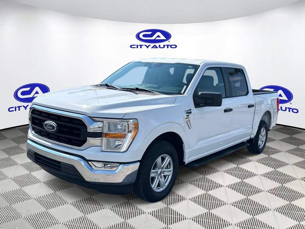 Used 2021 Ford F150 XLT w/ Trailer Tow Package RWD image 8