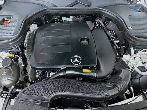 Used 2022 Mercedes-Benz GLC 300 GLC 300 w/ Premium Package Lite image 35