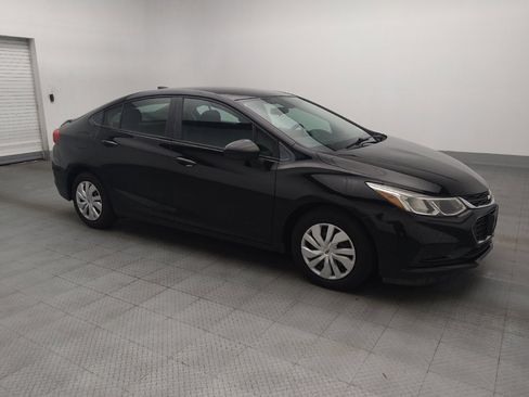Used 2016 Chevrolet Cruze LS FWD image 11