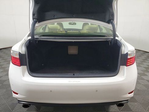 Used 2015 Lexus ES 350 w/ Premium Package FWD image 5