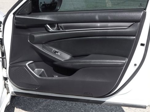 Used 2021 Honda Accord Sport image 38
