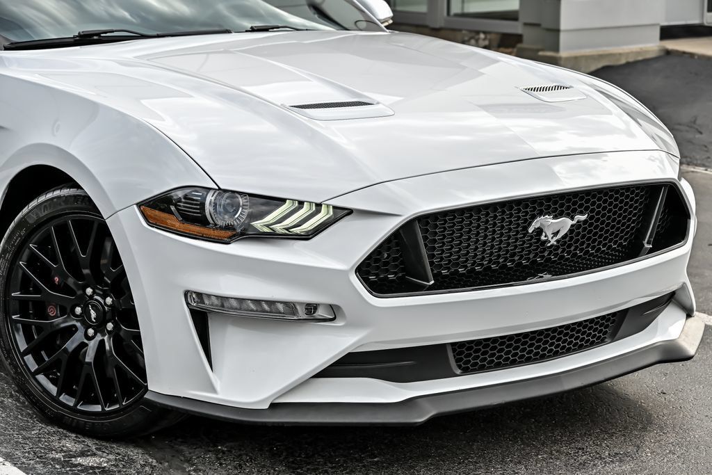 Used 2018 Ford Mustang GT w/ GT Performance Package RWD image 2