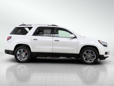 Used 2017 GMC Acadia Limited SLT image 6