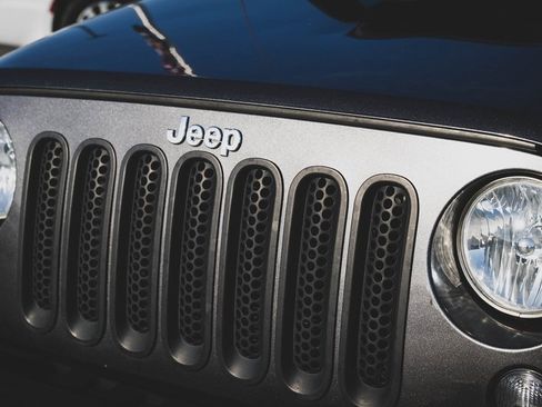 Used 2016 Jeep Wrangler Unlimited Sport w/ Quick Order Package 24S image 12