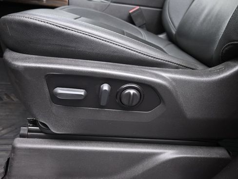 Used 2022 Chevrolet Silverado 1500 LT Trail Boss w/ LT Trail Boss Premium Package AWD/4WD image 24