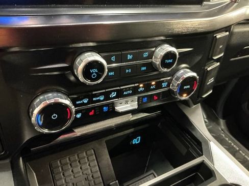 Used 2024 Ford F250 Lariat w/ Lariat Ultimate Package AWD/4WD image 23