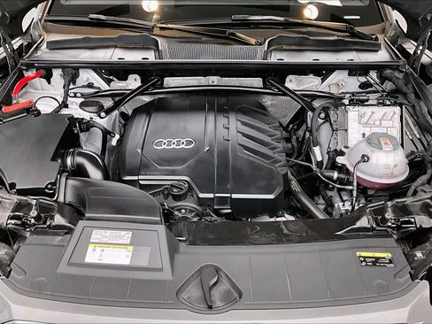Used 2023 Audi Q5 2.0T Premium Plus w/ Premium Plus Package image 29