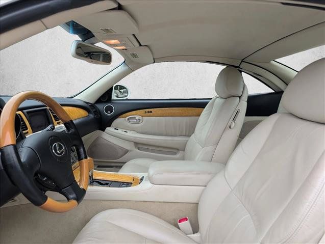 Used 2002 Lexus SC 430 Convertible RWD image 15