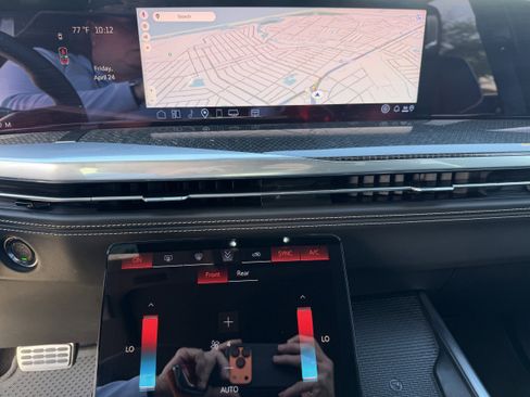 New 2026 Cadillac Escalade V AWD/4WD image 25