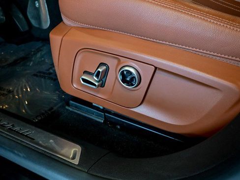 Used 2022 Maserati Levante GT image 50