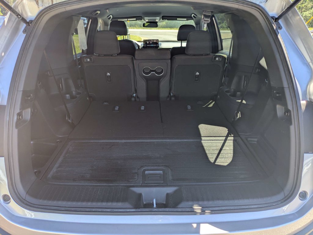Used 2023 Honda Pilot Sport image 13