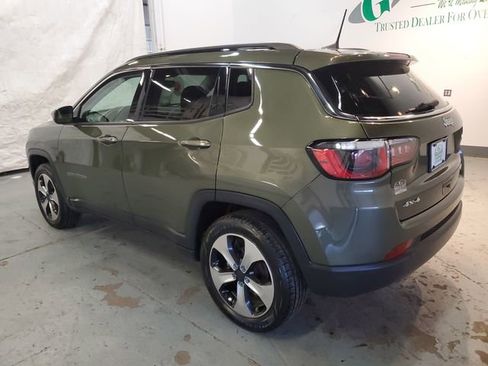 Used 2018 Jeep Compass Latitude w/ Popular Equipment Group image 4
