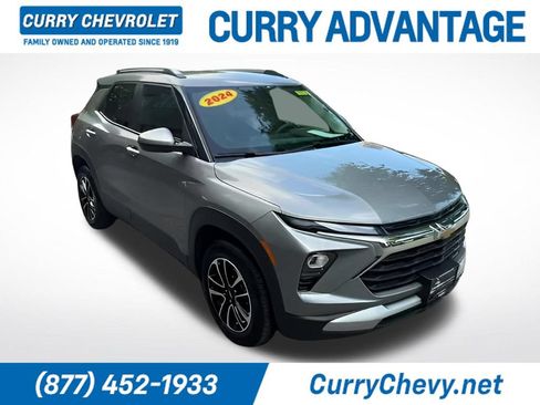 Used 2024 Chevrolet TrailBlazer LT AWD/4WD image 1