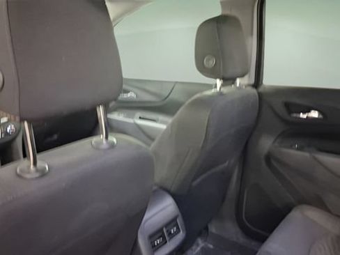 Used 2021 Chevrolet Equinox LT FWD image 24