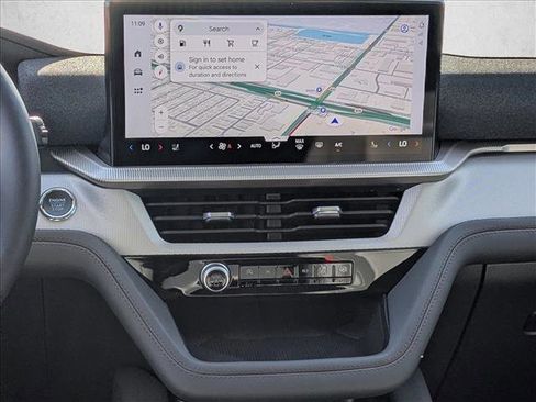 New 2026 Ford Explorer Active w/ Active Comfort Package image 11