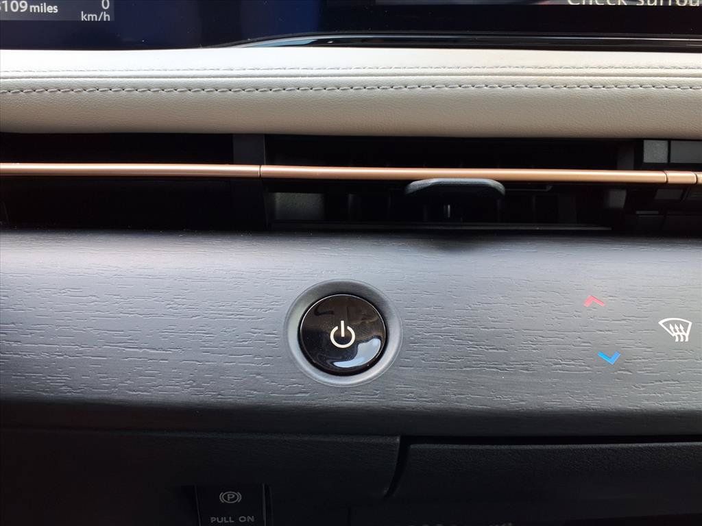 Used 2024 Nissan Ariya AWD image 25