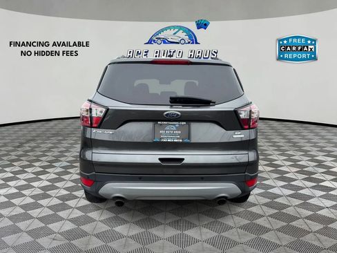 Used 2018 Ford Escape SE image 6