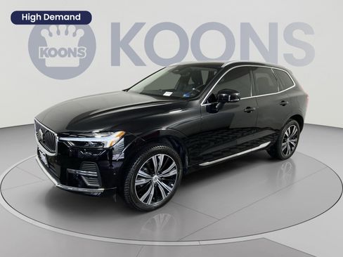 Used 2023 Volvo XC60 B5 Plus AWD/4WD image 1