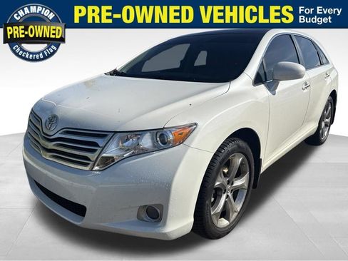 Used 2010 Toyota Venza AWD image 1