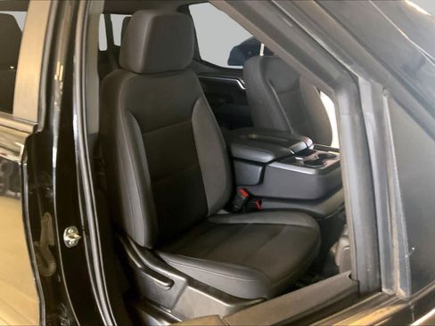 Used 2022 Chevrolet Silverado 1500 LT AWD/4WD image 8