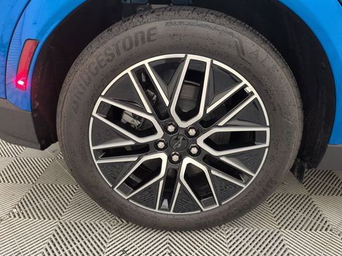 Certified 2025 Ford Mustang Mach-E Premium image 22