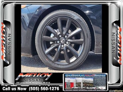 Used 2024 MAZDA MAZDA3 s FWD image 10