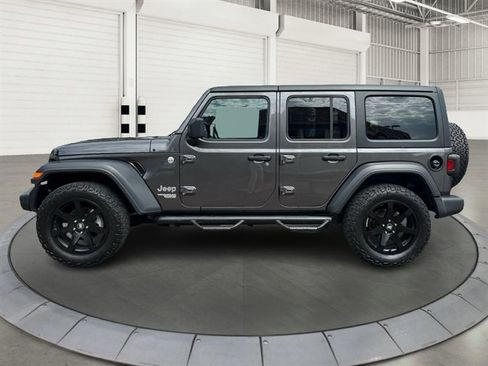 Used 2019 Jeep Wrangler Unlimited Sport S AWD/4WD image 1