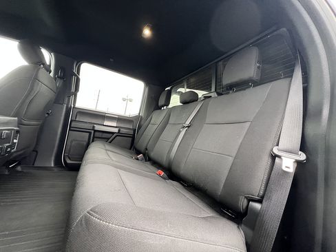 Used 2018 Ford F150 XLT w/ Equipment Group 302A Luxury AWD/4WD image 31