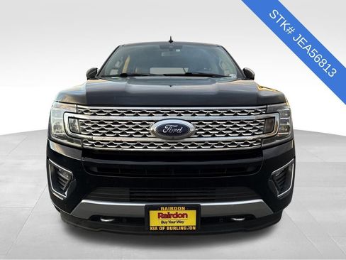 Used 2018 Ford Expedition Platinum image 2