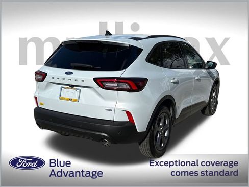 Certified 2025 Ford Escape ST-Line w/ Equipment Group 301A image 4