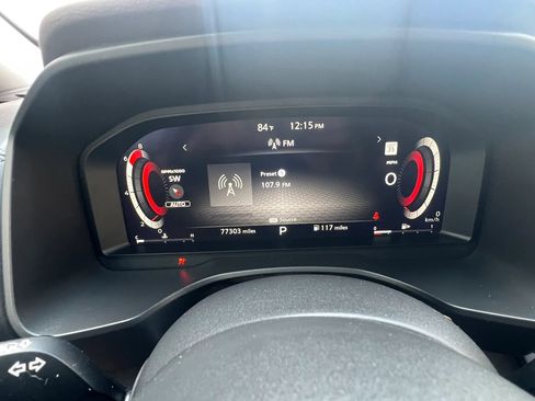 Used 2021 Nissan Rogue Platinum AWD/4WD image 16