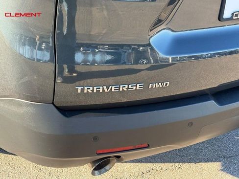 Used 2019 Chevrolet Traverse LT image 6