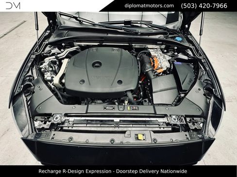 Used 2021 Volvo S60 T8 R-Design Expression AWD/4WD image 47