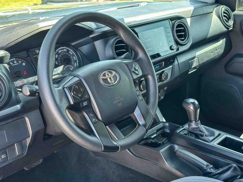 Used 2023 Toyota Tacoma SR AWD/4WD image 12