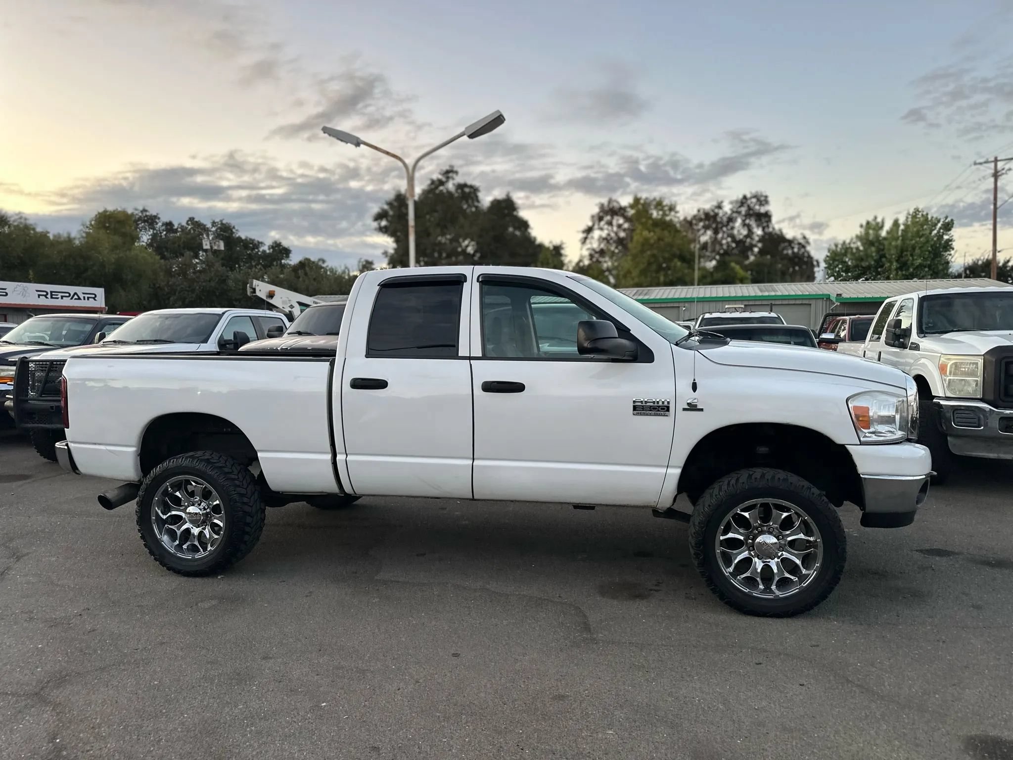 Used 2007 Dodge Ram 2500 Truck SLT w/ Trailer Tow Group AWD/4WD image 5