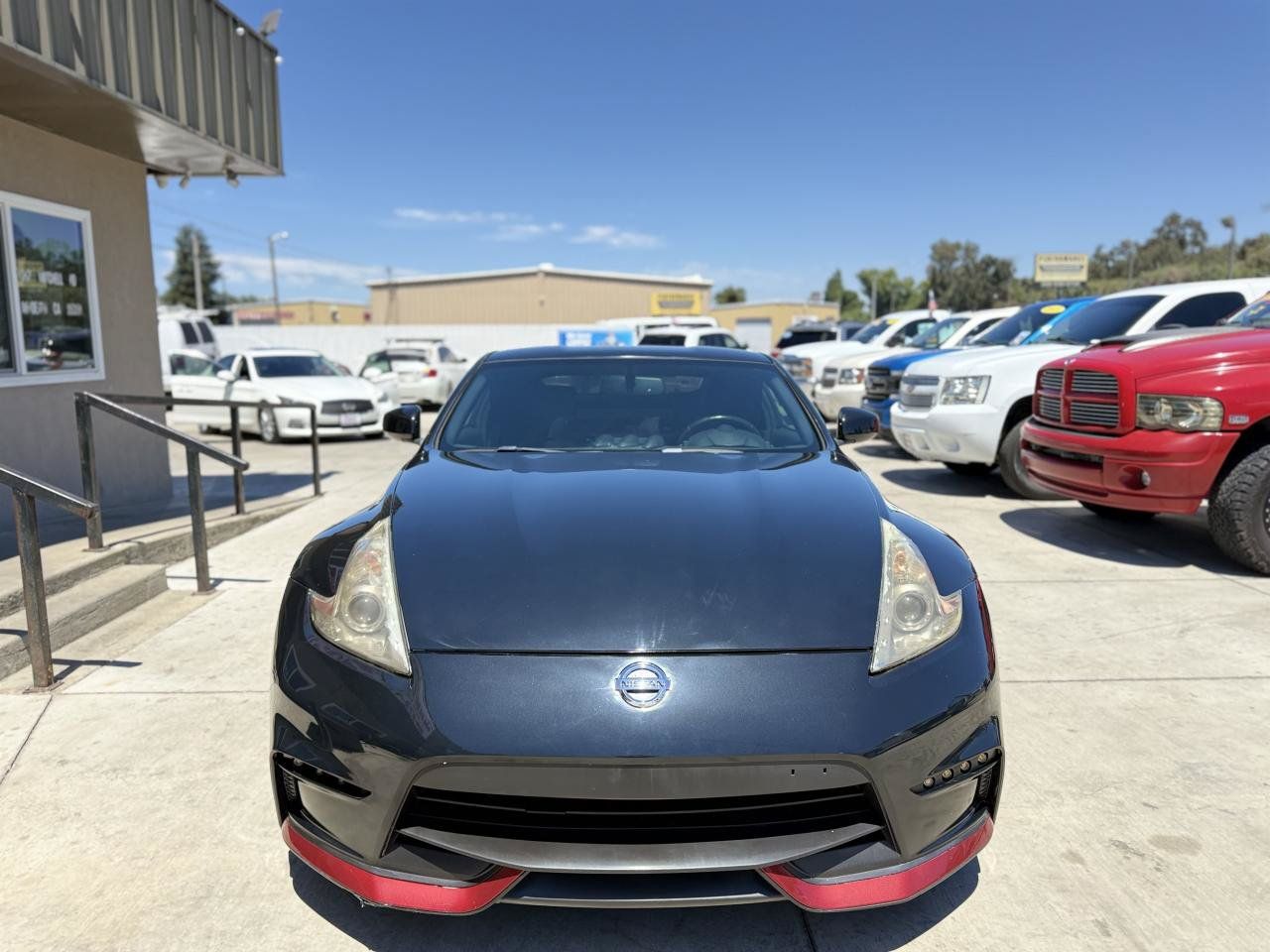 Used 2009 Nissan 370Z Touring RWD image 9