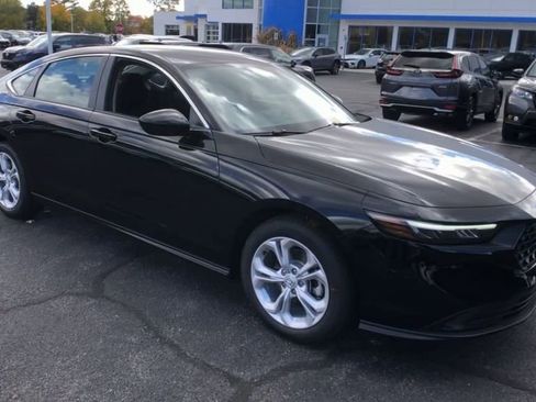 New 2025 Honda Accord LX image 2