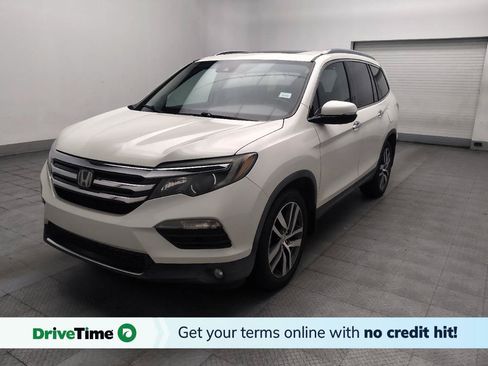 Used 2016 Honda Pilot Touring image 1