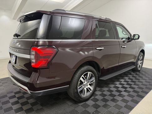 Used 2024 Ford Expedition Limited image 7