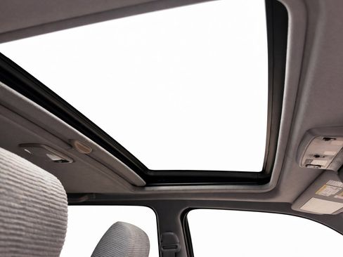 Used 2000 Toyota 4Runner SR5 image 11