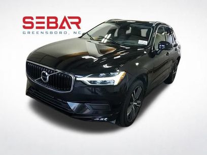 Used 2019 Volvo XC60 T5 Momentum w/ Multimedia Package